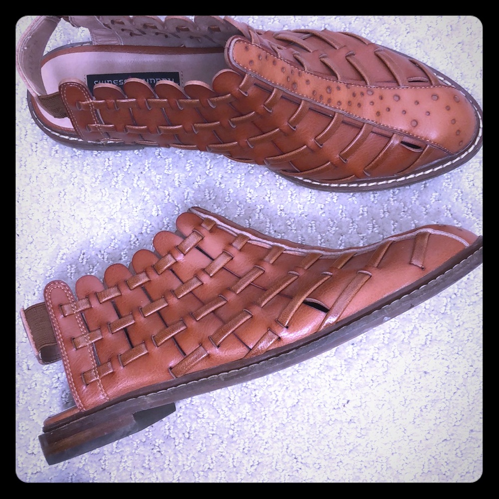CHINESE LAUNDRY • Vegan Leather Slip On Shoes • Size 9